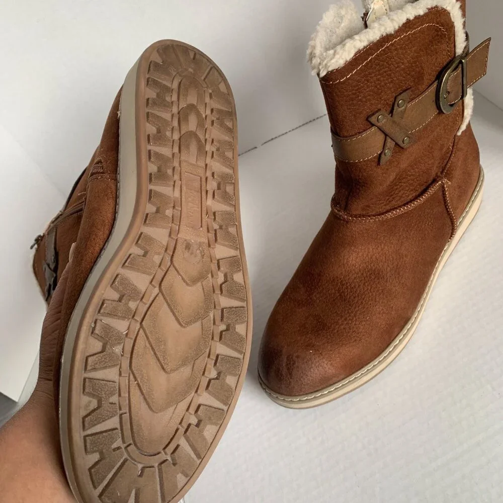 White Mountain women’s Sherpa‎ lined winter boots size 11